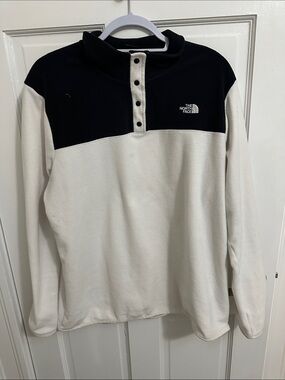 The North Face Two-Tone Black and White Snap Fleece Pullover